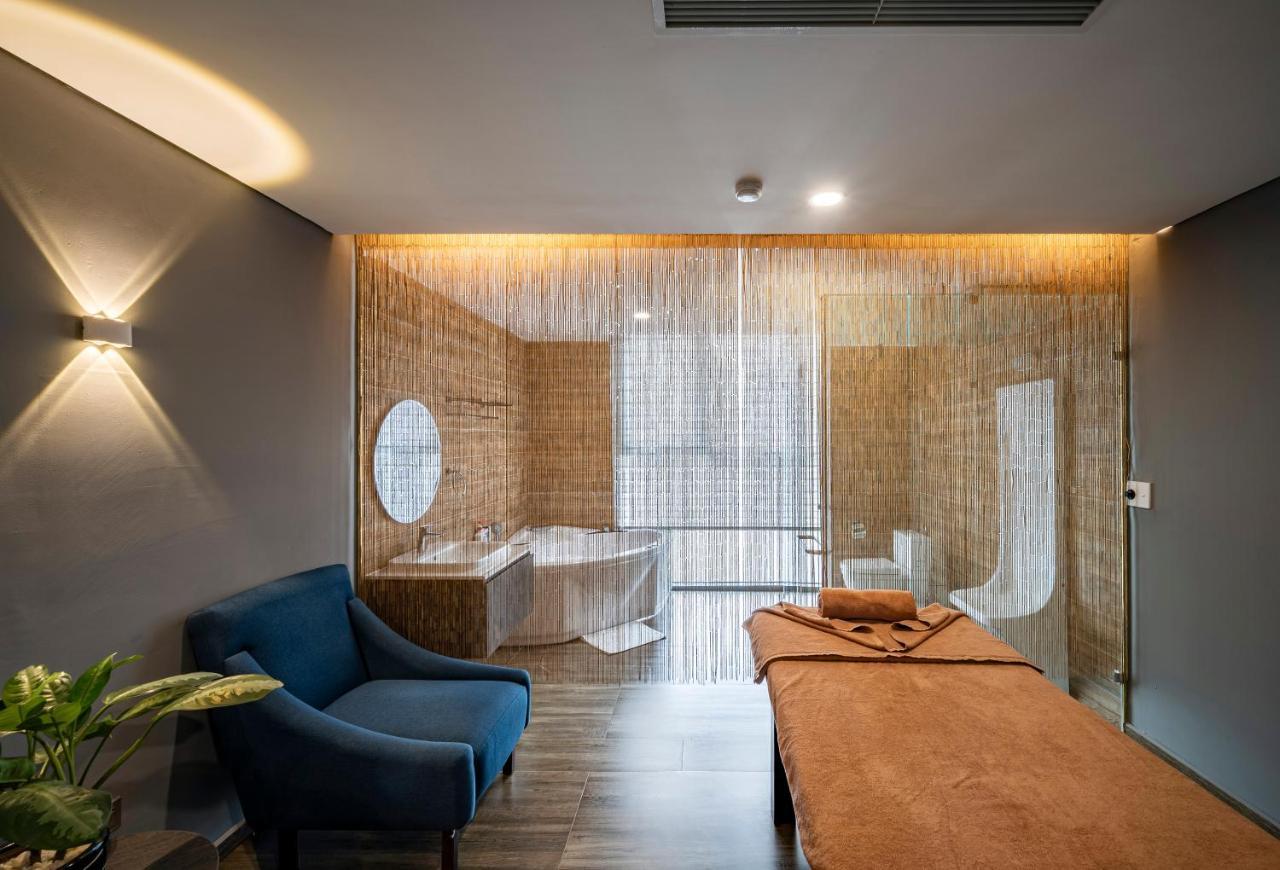 Muong Thanh Luxury Saigon Hotel Hô Chi Minh-Ville Extérieur photo